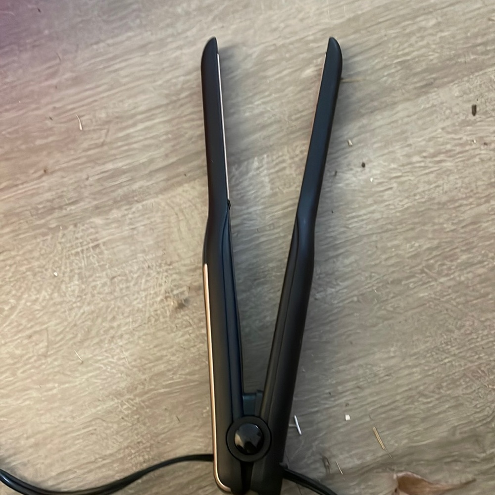 Pritech hair straightener